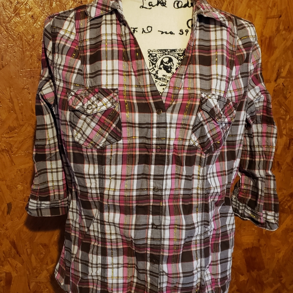 3/4 sleeve shirt
